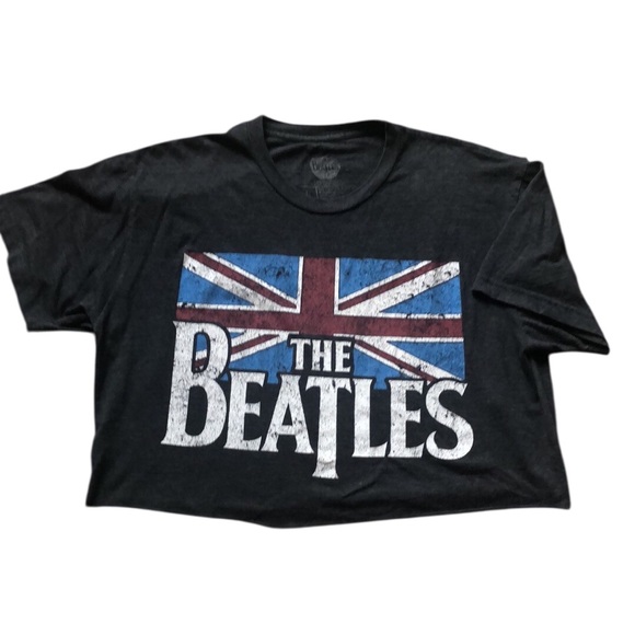 The Beatles Black Cropped Graphic Band T-Shirt SZ L Union Jack fade gothic dark - Picture 1 of 10